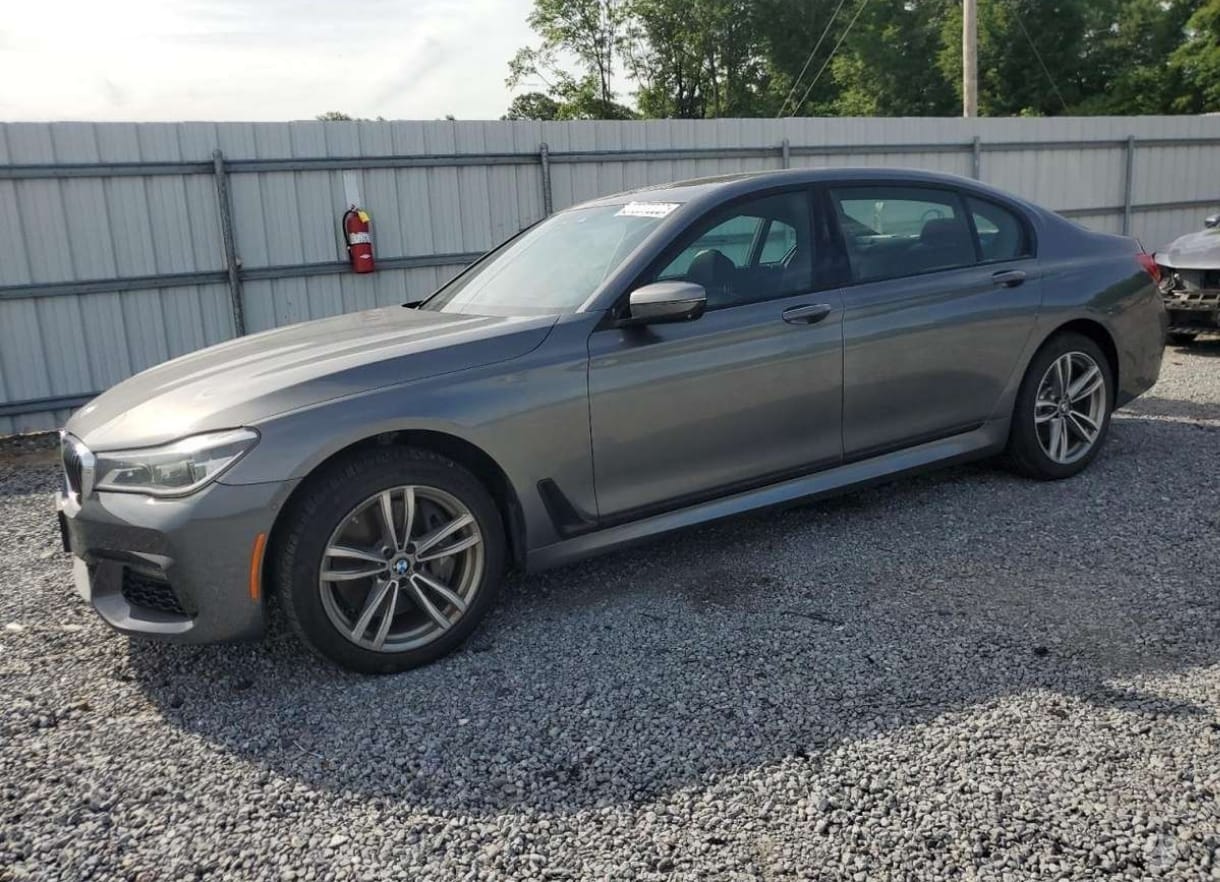 BMW 750LI
