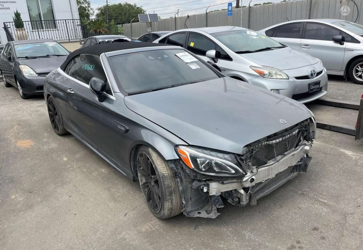 MERCEDES C43 AMG