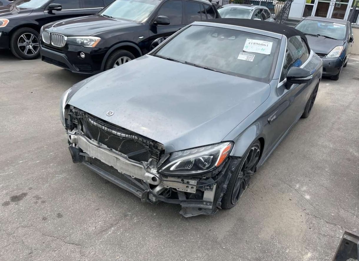 MERCEDES C43 AMG