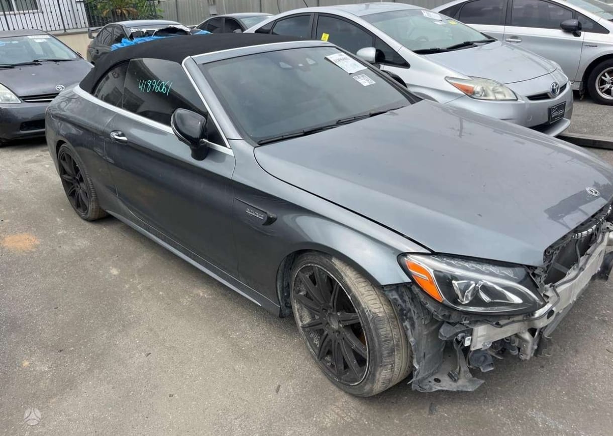 MERCEDES C43 AMG