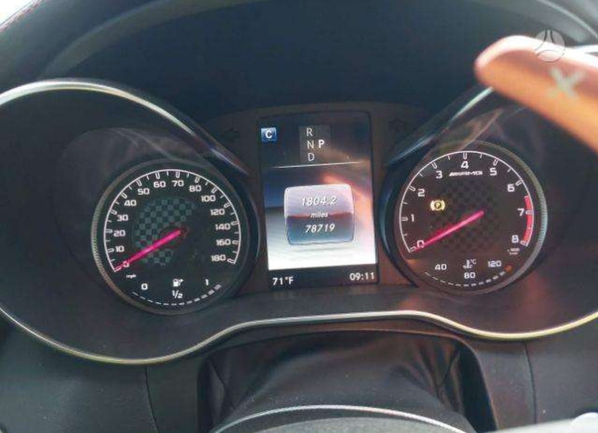 MERCEDES C43 AMG