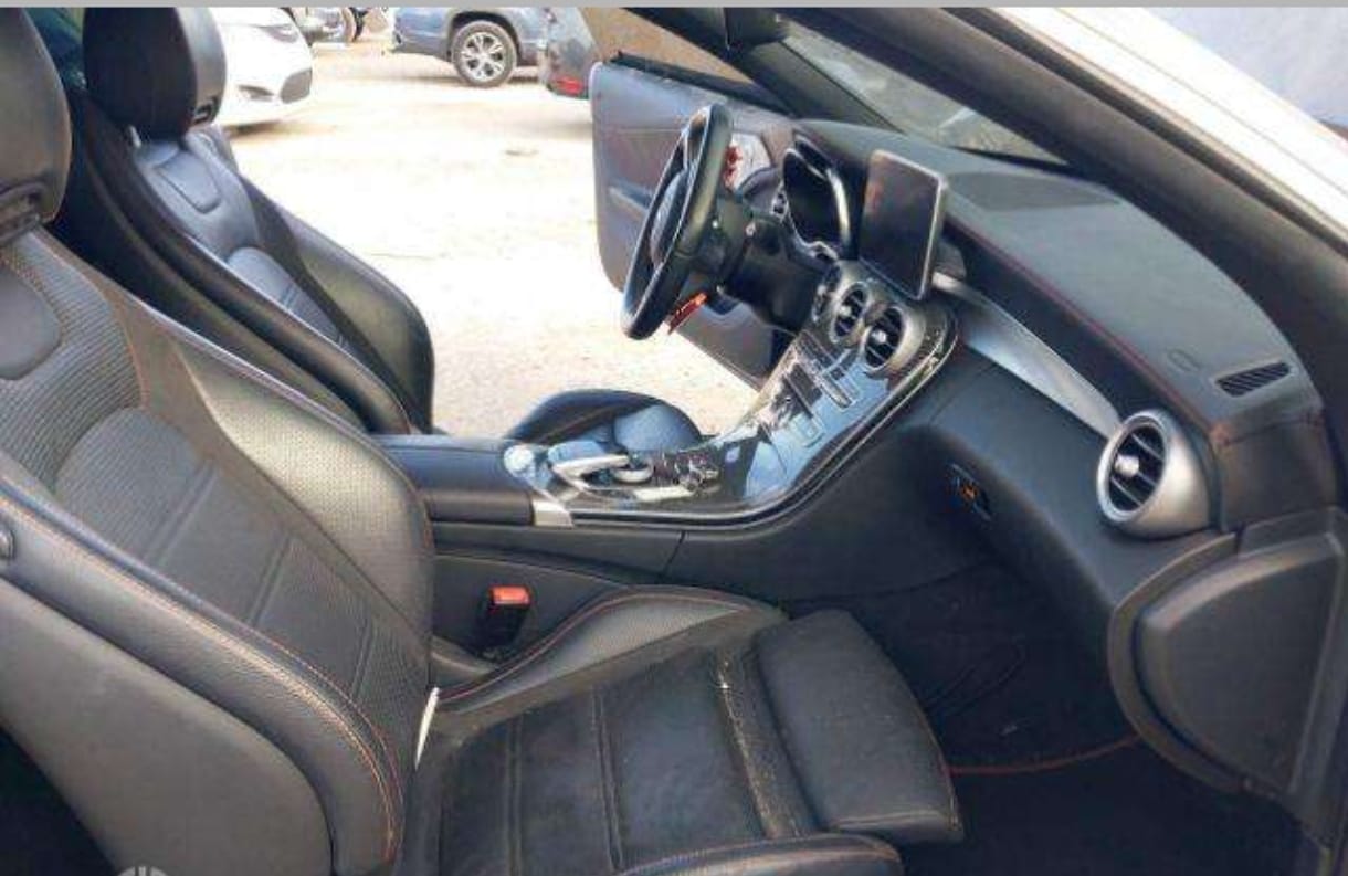 MERCEDES C43 AMG